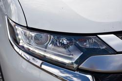 2020 Mitsubishi
                Outlander ES ADAS