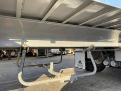 2016 Maxitrans St3 34 Pallet -18 High Cube Reefer Double Stacker