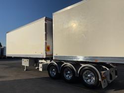 2016 Maxitrans St3 34 Pallet -18 High Cube Reefer Double Stacker
