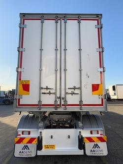 2016 Maxitrans St3 34 Pallet -18 High Cube Reefer Double Stacker