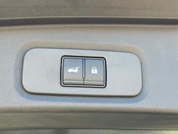 2025 Nissan
QASHQAI Ti