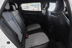 2024 Renault Megane E-Tech Techno EV60 XCB MY24 Solid White with Diamond Black roof