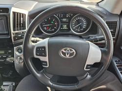 2014 Toyota
                Landcruiser VX