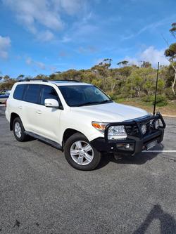 2014 Toyota
                Landcruiser VX