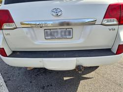 2014 Toyota
                Landcruiser VX