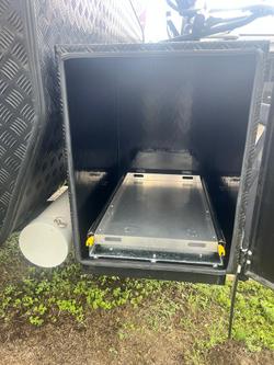 2024 JB Caravans Scorpion Sting Air 23'6 Rear Club