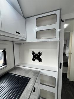 2024 JB Caravans Scorpion Sting Air 23'6 Rear Club