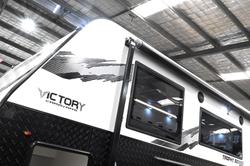 2025 VICTORY CARAVANS Trophy 20'6 Composite