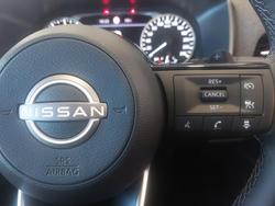 2025 Nissan
                QASHQAI ST-L