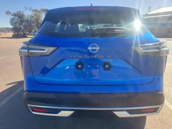 2025 Nissan
                QASHQAI ST-L