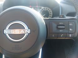 2025 Nissan QASHQAI ST-L