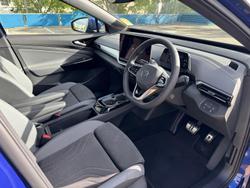 2024 Volkswagen
ID.4 Pro