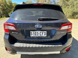 2020 Subaru
Outback 2.5i Premium