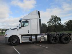 2024 Freightliner Cascadia 126 white