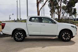 2025 Mazda
                BT-50 GT