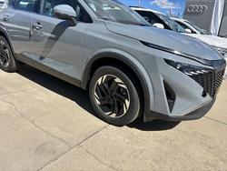 2024 Nissan J12 STL