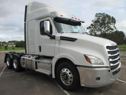 2024 Freightliner Cascadia 126 white