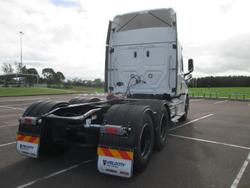 2024 Freightliner Cascadia 116 white