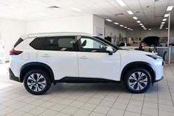 2024 Nissan
X-TRAIL ST-L