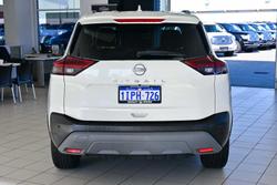 2024 Nissan
X-TRAIL ST-L