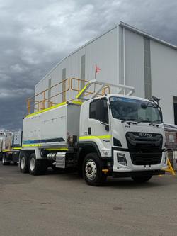 2025 Isuzu F Series FVZ 260-300 WHITE