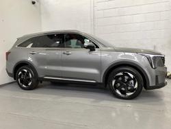 2025 Kia
Sorento HEV GT-Line