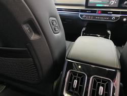 2025 Kia
Sorento HEV GT-Line