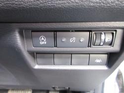 2024 Mitsubishi
Triton GLS