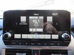 2024 Mitsubishi
Triton GLS