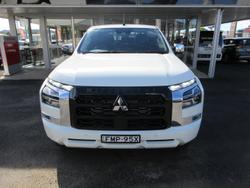 2024 Mitsubishi
Triton GLS