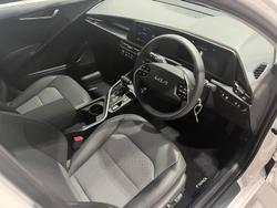 2025 Kia Niro HEV S