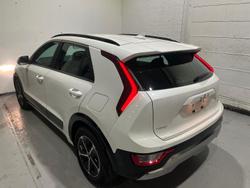 2025 Kia Niro HEV S