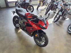 2025 Triumph Daytona 660 LAMS Daytona Black