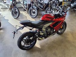 2025 Triumph Daytona 660 LAMS Daytona Black