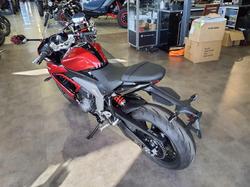 2025 Triumph Daytona 660 LAMS Daytona Black