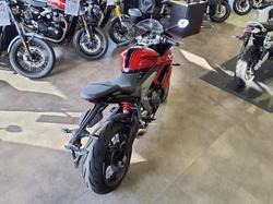 2025 Triumph Daytona 660 LAMS Daytona Black