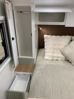 2025 York Orlando 21' Family Van