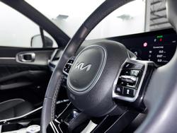 2024 Kia
                Sorento HEV GT-Line