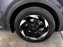 2024 Kia
                Sorento HEV GT-Line