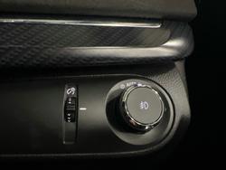 2014 Holden
Commodore SS V