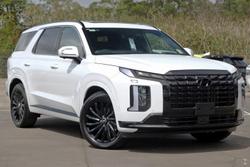 2024 Hyundai
Palisade Calligraphy Black Ink