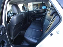 2017 Subaru
Outback 2.5i Premium