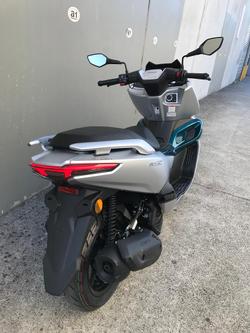 2025 CFMOTO
                150SC 