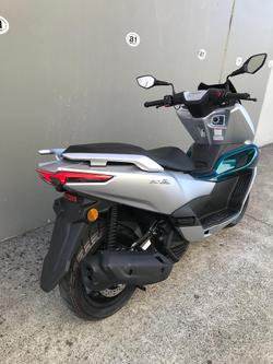 2025 CFMOTO
                150SC 