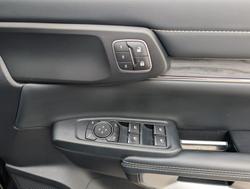 2023 Ford
Everest Platinum