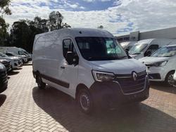 2025 Renault
                Master Pro 110kW