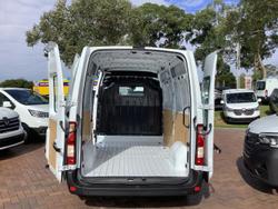 2025 Renault
                Master Pro 110kW