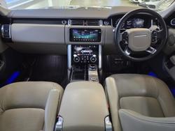 2018 Land Rover
Range Rover SDV6 Vogue
