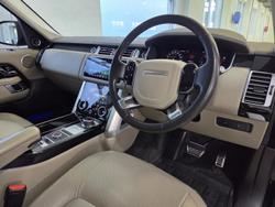 2018 Land Rover
Range Rover SDV6 Vogue