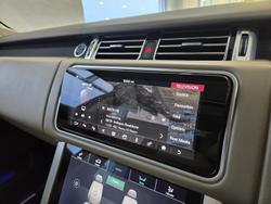 2018 Land Rover
Range Rover SDV6 Vogue